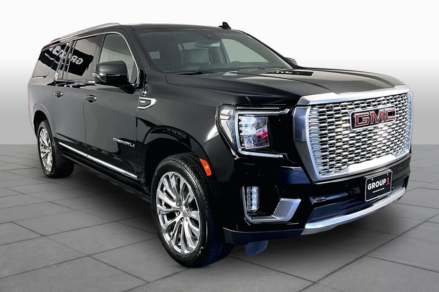 Used 2024 Onyx Black GMC Denali image 3