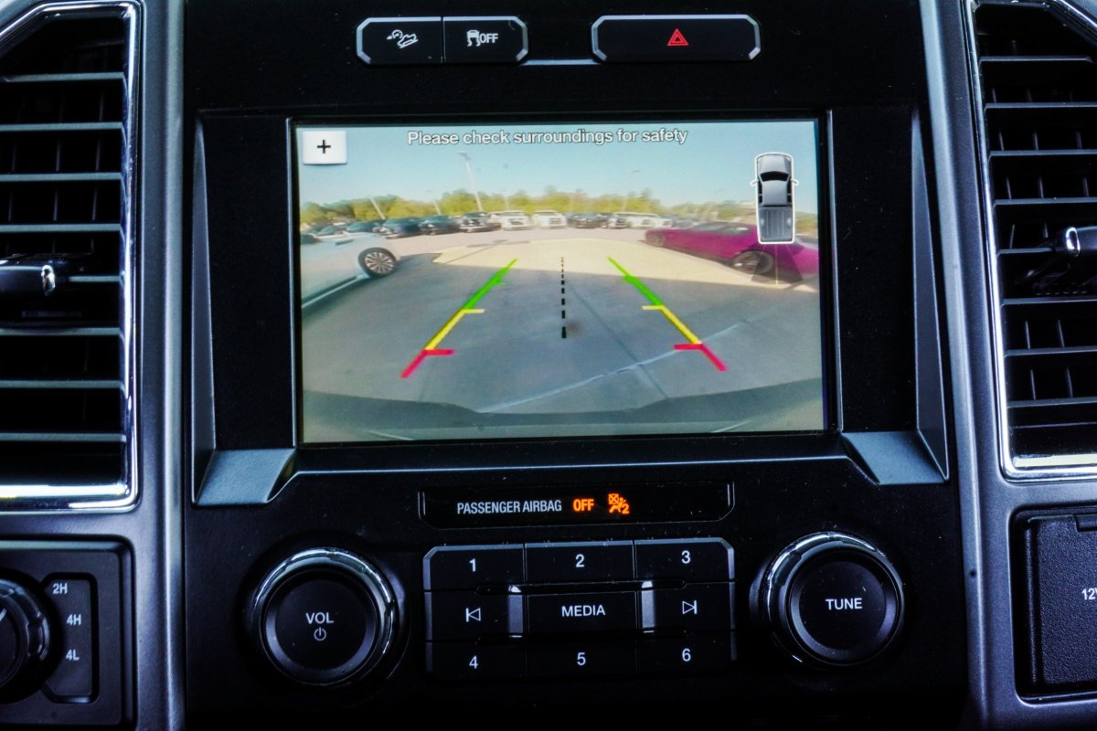 Used 2016 Gray Ford XLT image 24