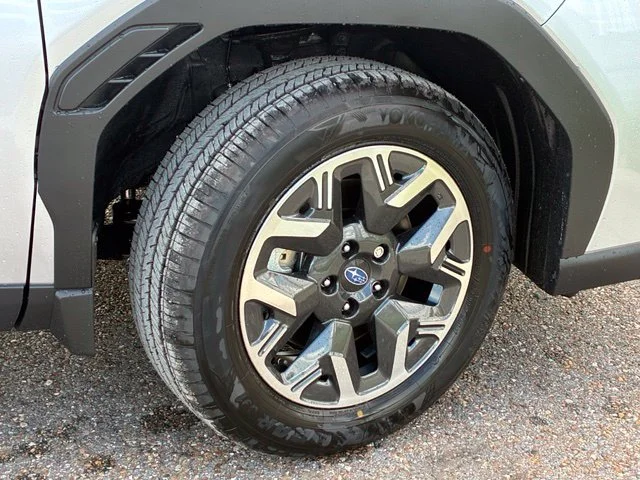 New 2026 ICE SILVER METALLIC Subaru Premium image 25