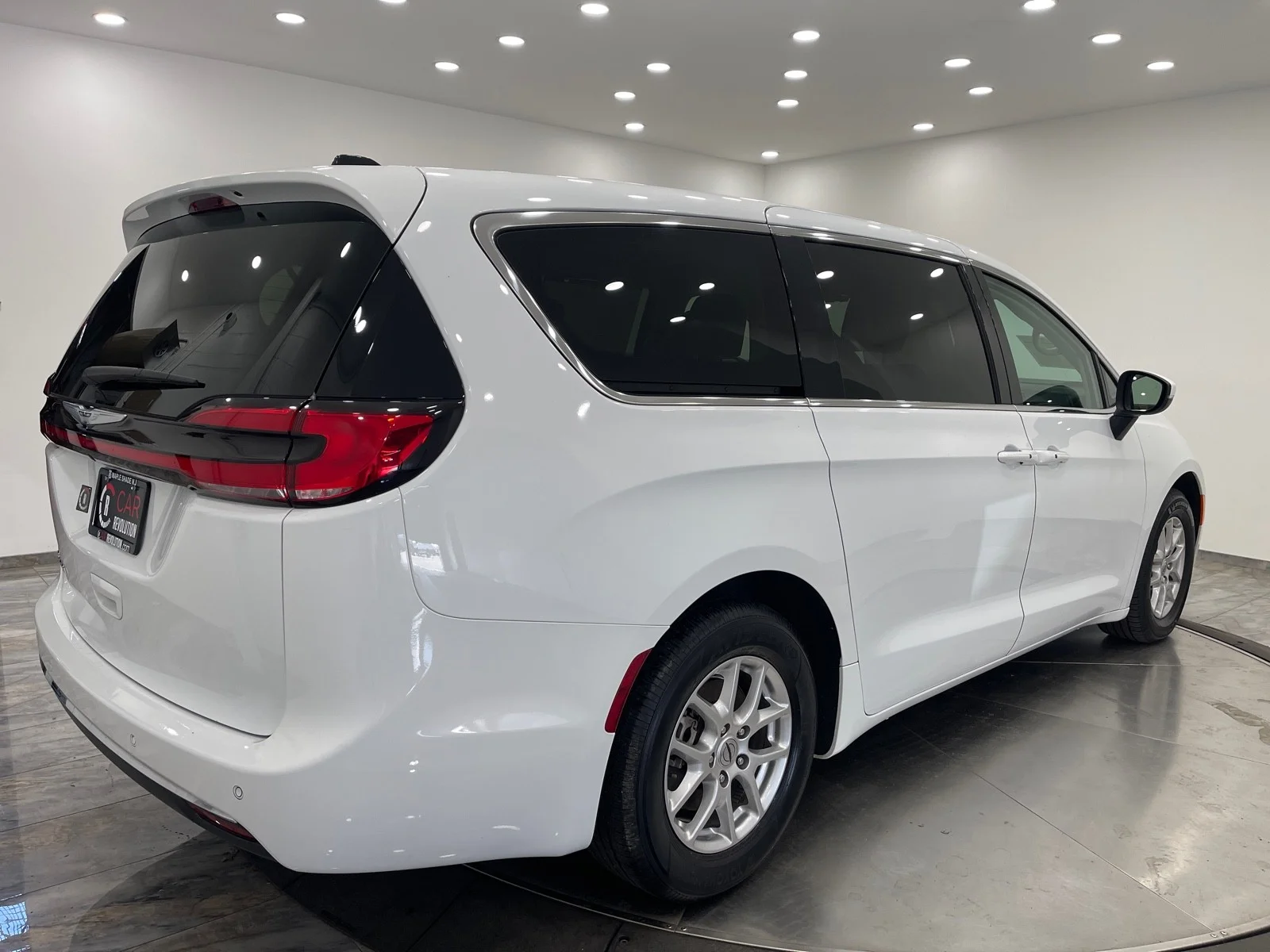 Used 2023 Bright White Clearcoat Chrysler Touring L FWD image 7