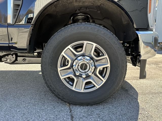 New 2026 Agate Black Metallic Ford F-350® Lariat® image 20