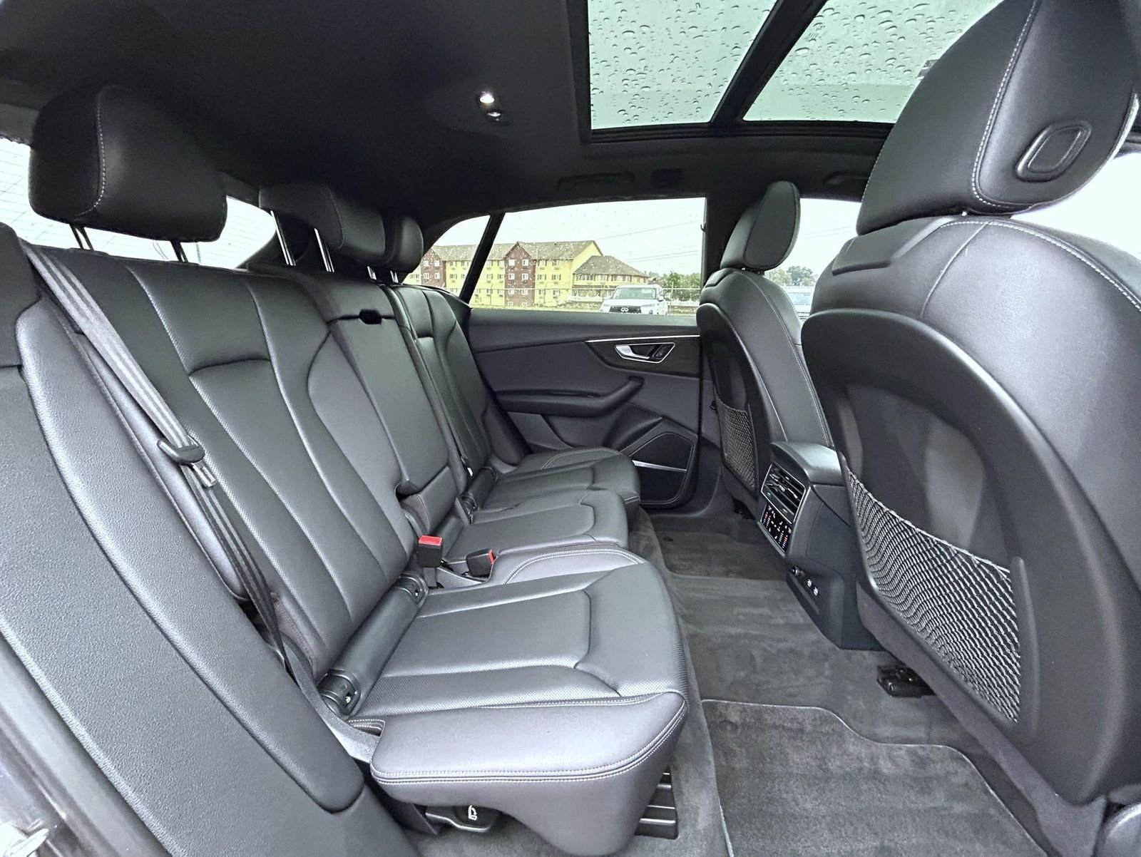 Used 2019  Audi 3.0T Premium Plus image 19