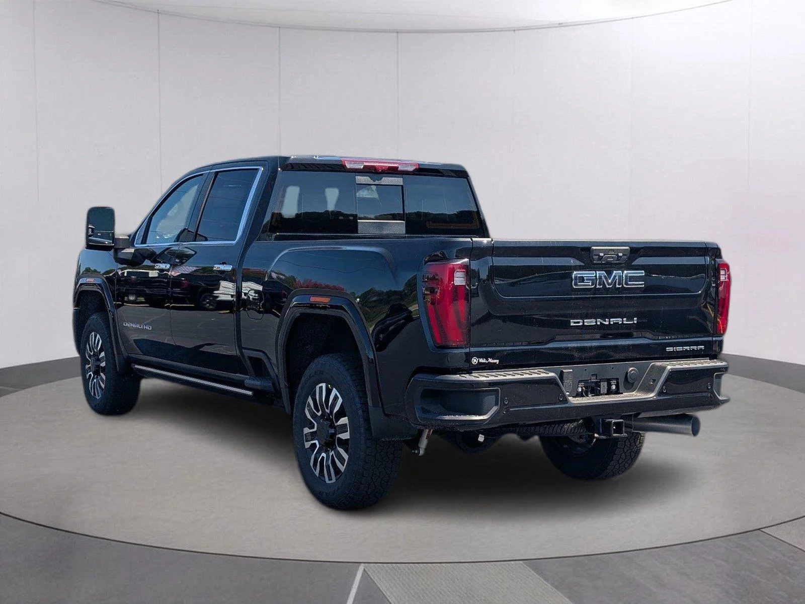 New 2026 Onyx Black GMC Denali Ultimate image 3