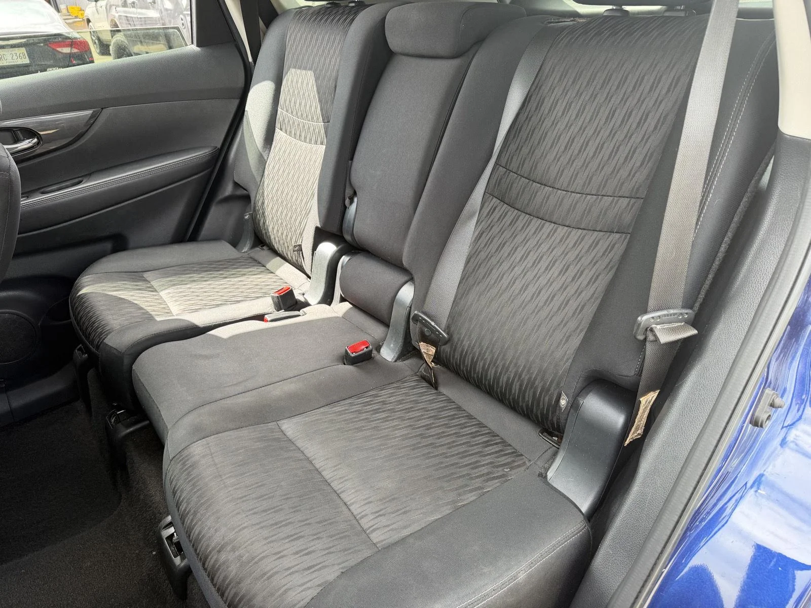 Used 2019 Caspian Blue Metallic Nissan S image 18
