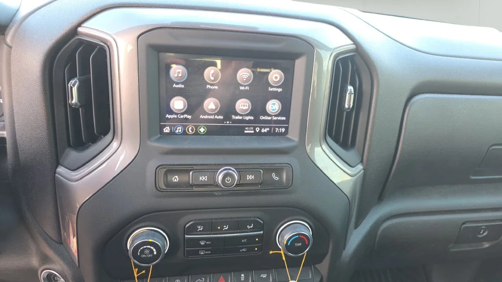 Used 2024 Red Chevrolet Custom image 17