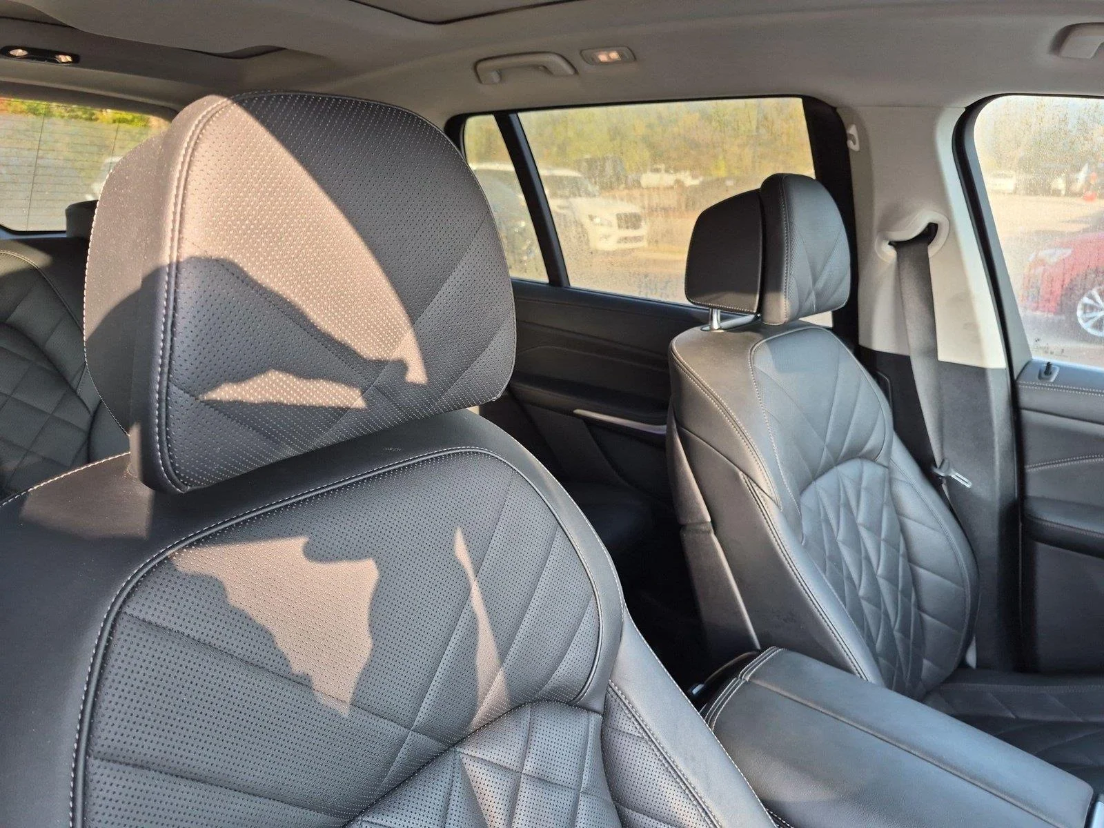 Used 2024 Skyscraper Grey Metallic BMW xDrive40i image 32