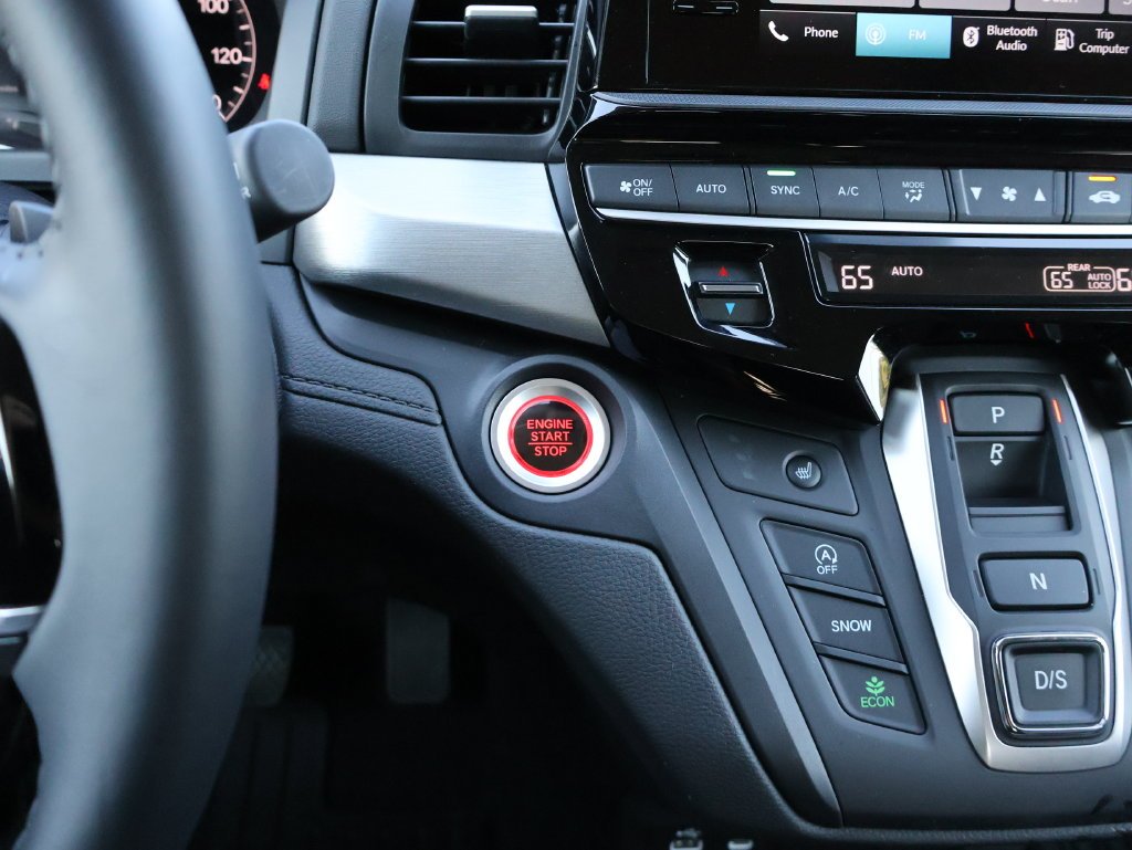 Used 2025  Honda EX-L image 27
