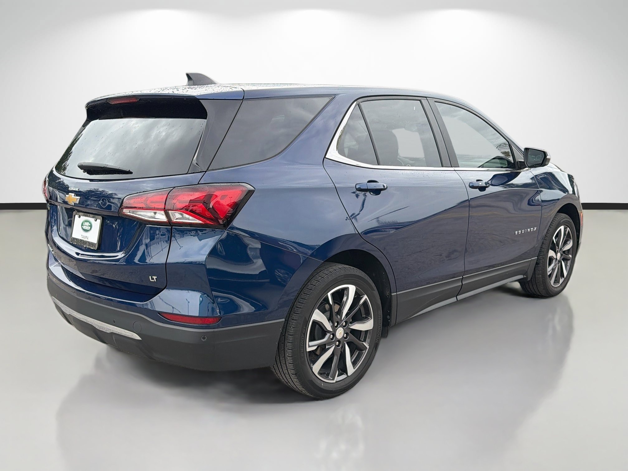 Used 2022 Blue Glow Metallic Chevrolet LT image 5