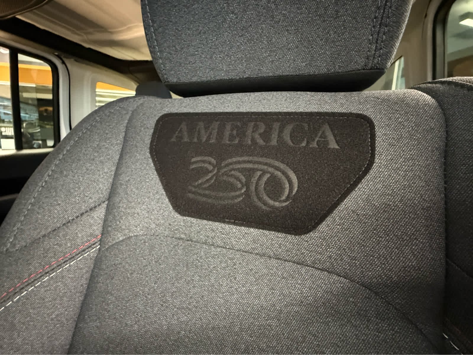 New 2026 BRIGHT WHITE CLEAR COAT Jeep Sport S image 22