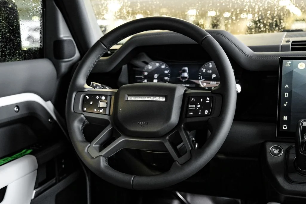 New 2026 Borasco Grey Metallic Land Rover S image 16