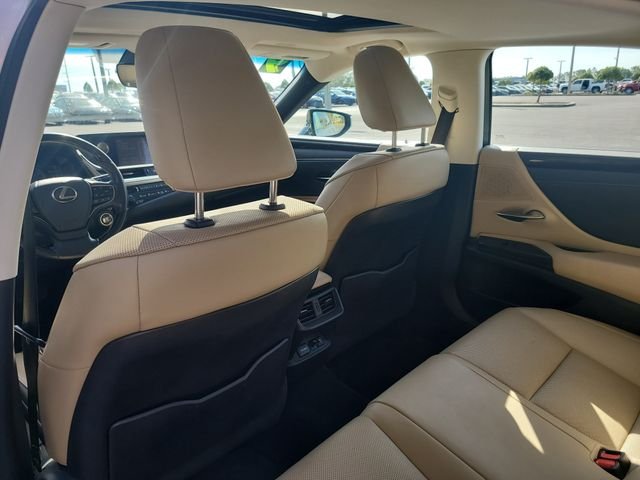 Used 2019 Silver Lexus 350 image 10