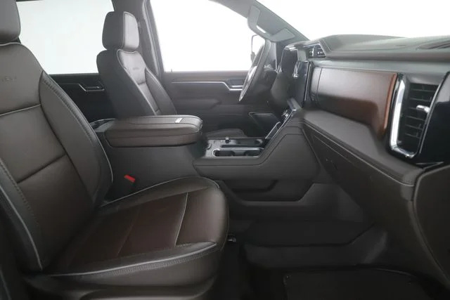 Used 2026 White GMC Denali image 34