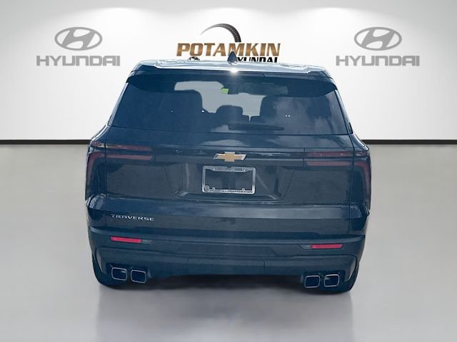2024 Chevrolet Traverse LS - Photo 6
