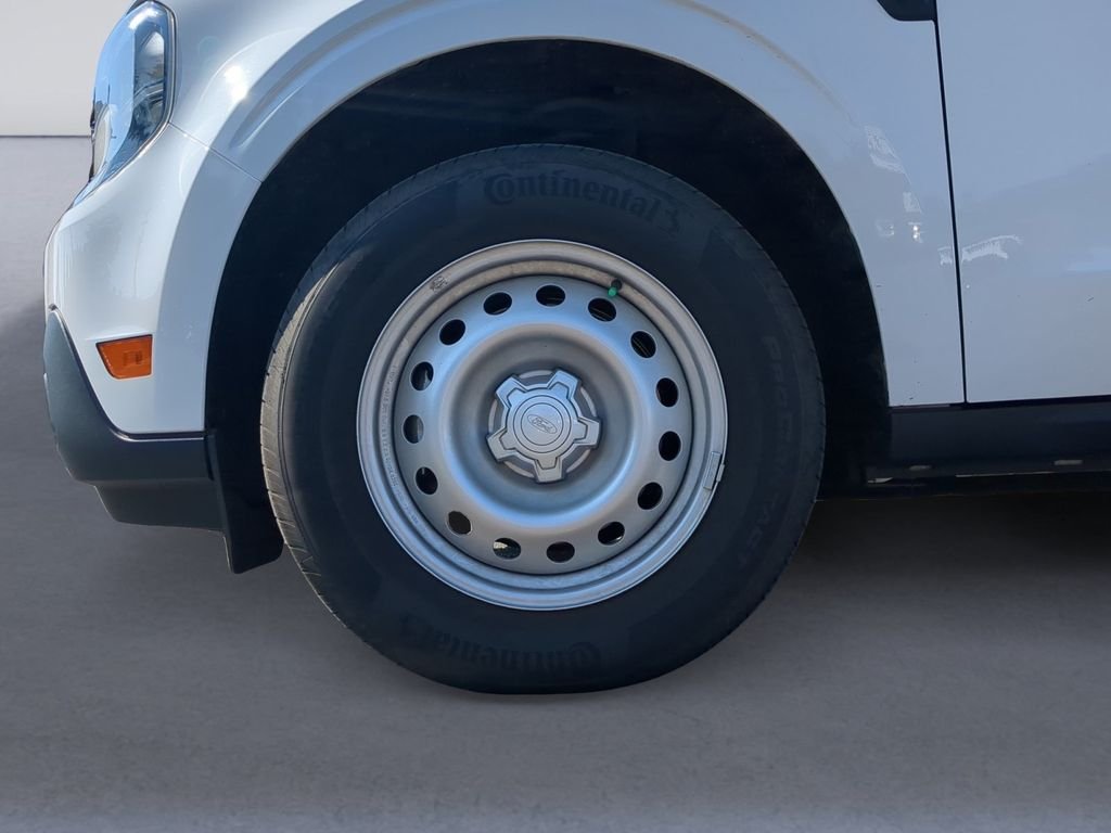 Used 2025 Oxford White Ford XL image 11