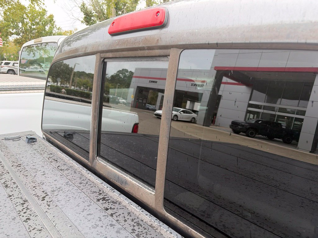 Used 2018 Gray Toyota SR5 image 8