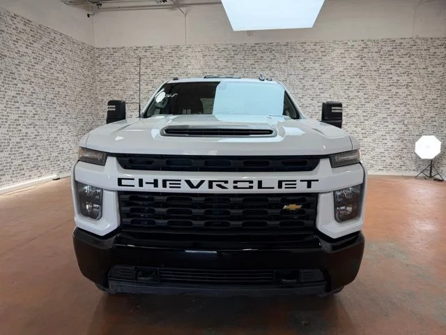 Used 2022 Summit White Chevrolet Custom image 2