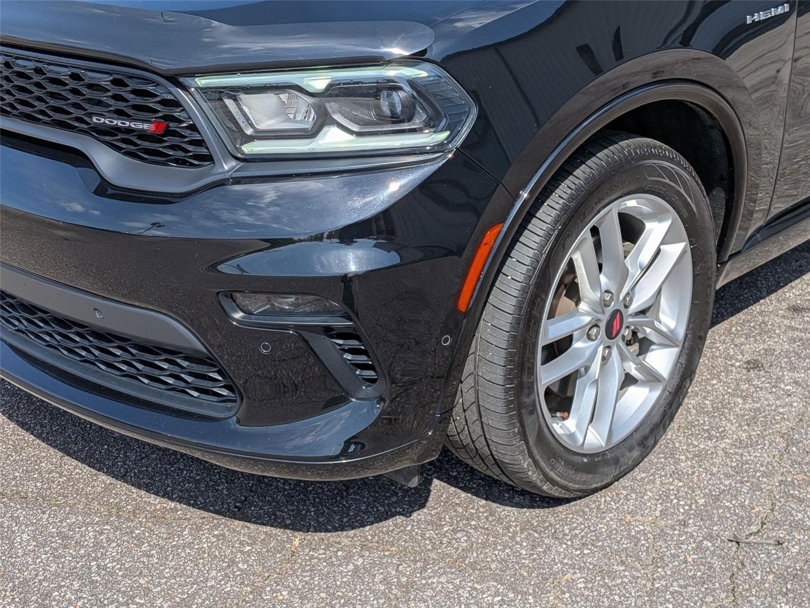 Used 2022 DB Black Clearcoat Dodge R/T image 9