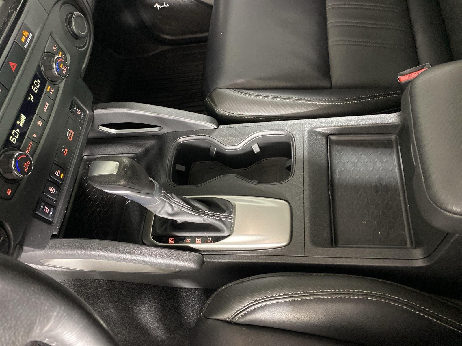Used 2024 Glacier White Nissan SL image 22