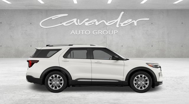 New 2026 Star White Metallic Tri-Coat Ford Platinum™ image 6