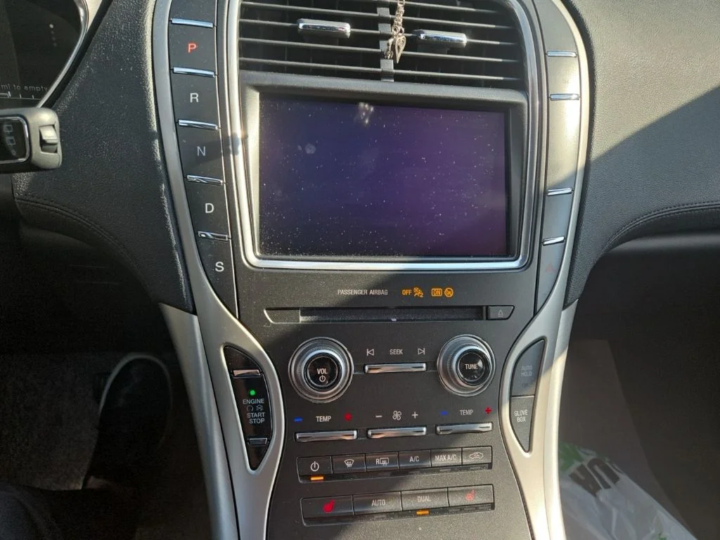 Certified Used 2019 Black Lincoln Standard image 8