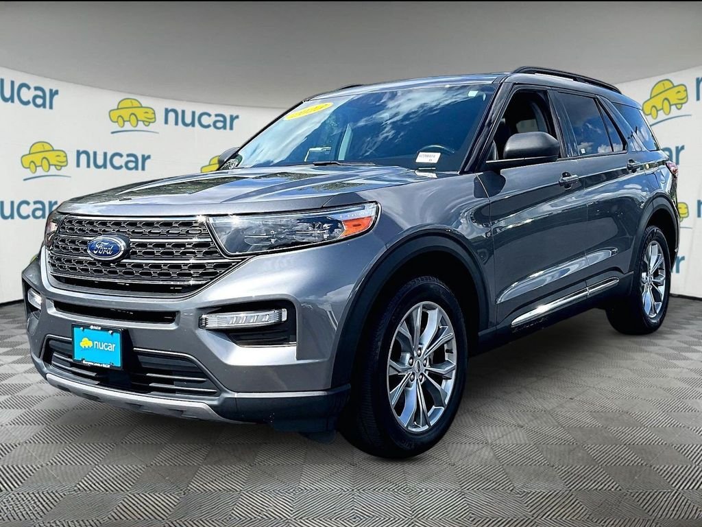 Used 2023 Gray Ford XLT image 3