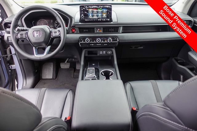 Used 2023 Gray Honda Touring image 4