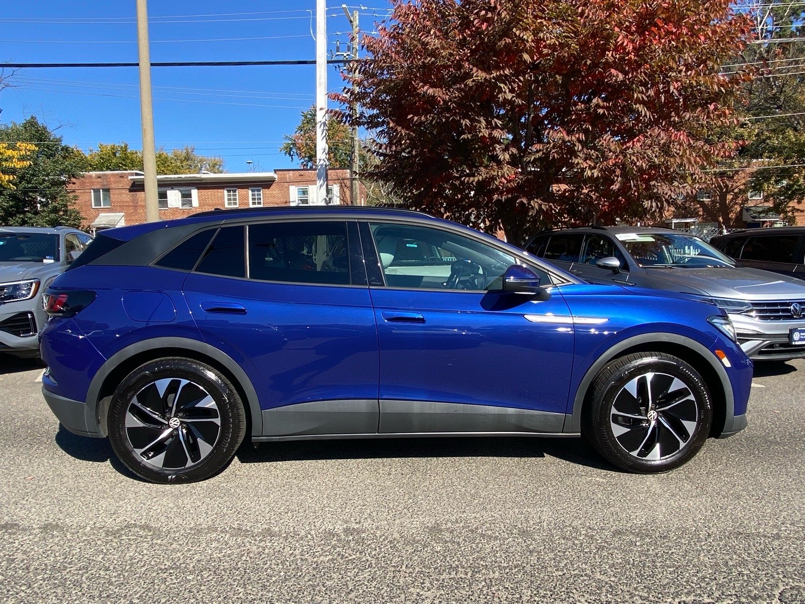 Certified 2022 Volkswagen ID.4 PRO S with VIN WVGTMPE25NP072777 for sale in Alexandria, VA