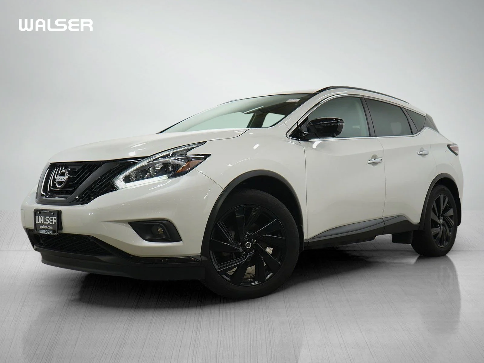 Used 2018 White Nissan SL image 1