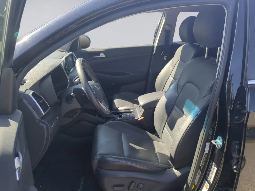 Used 2020 Black Hyundai Limited image 12