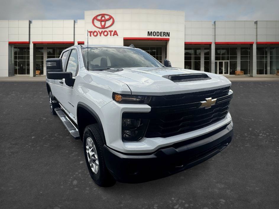 Used 2025 Summit White Chevrolet Work Truck image 3