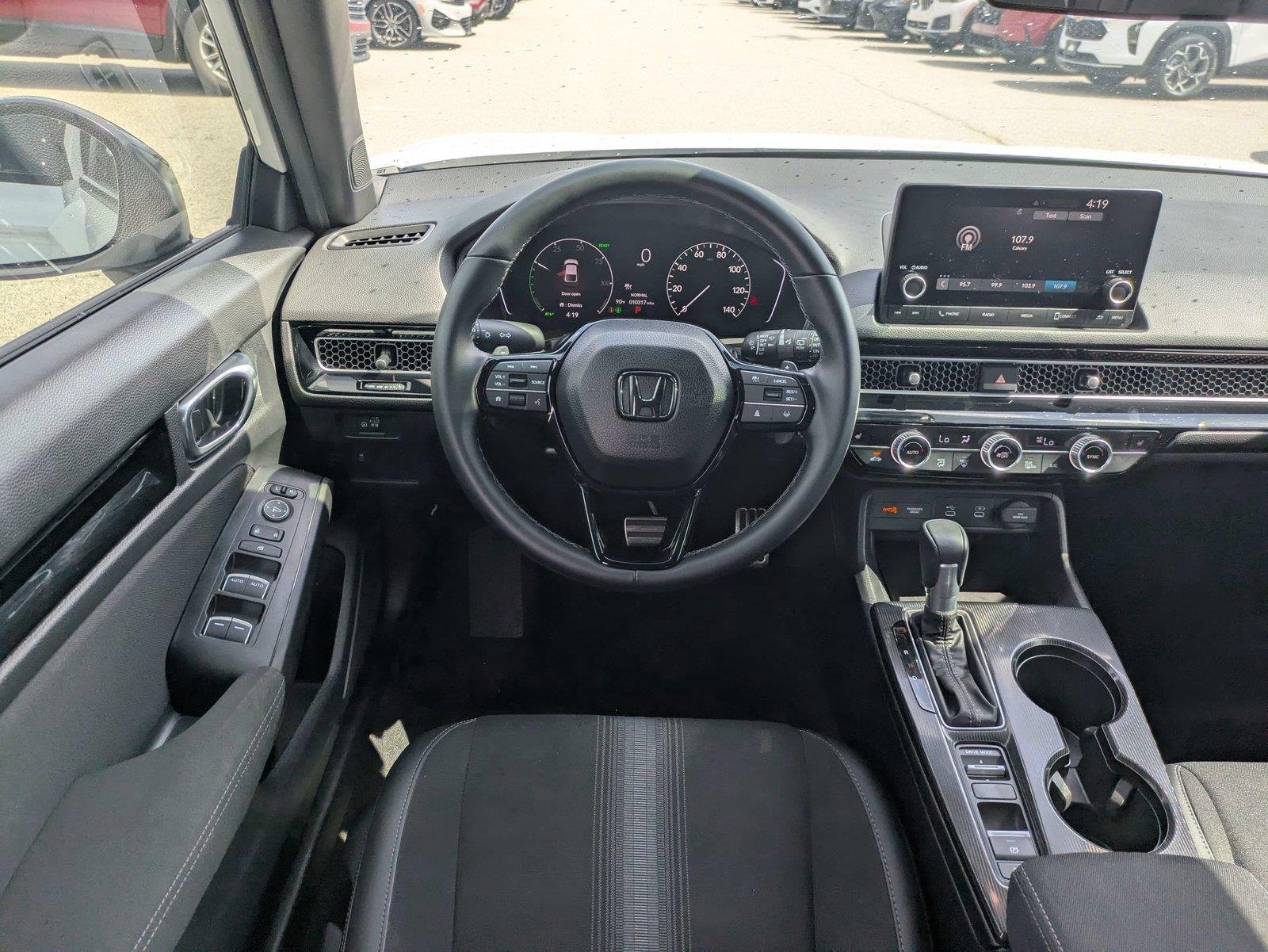 Used 2025 Platinum White Pearl Honda Sport image 29