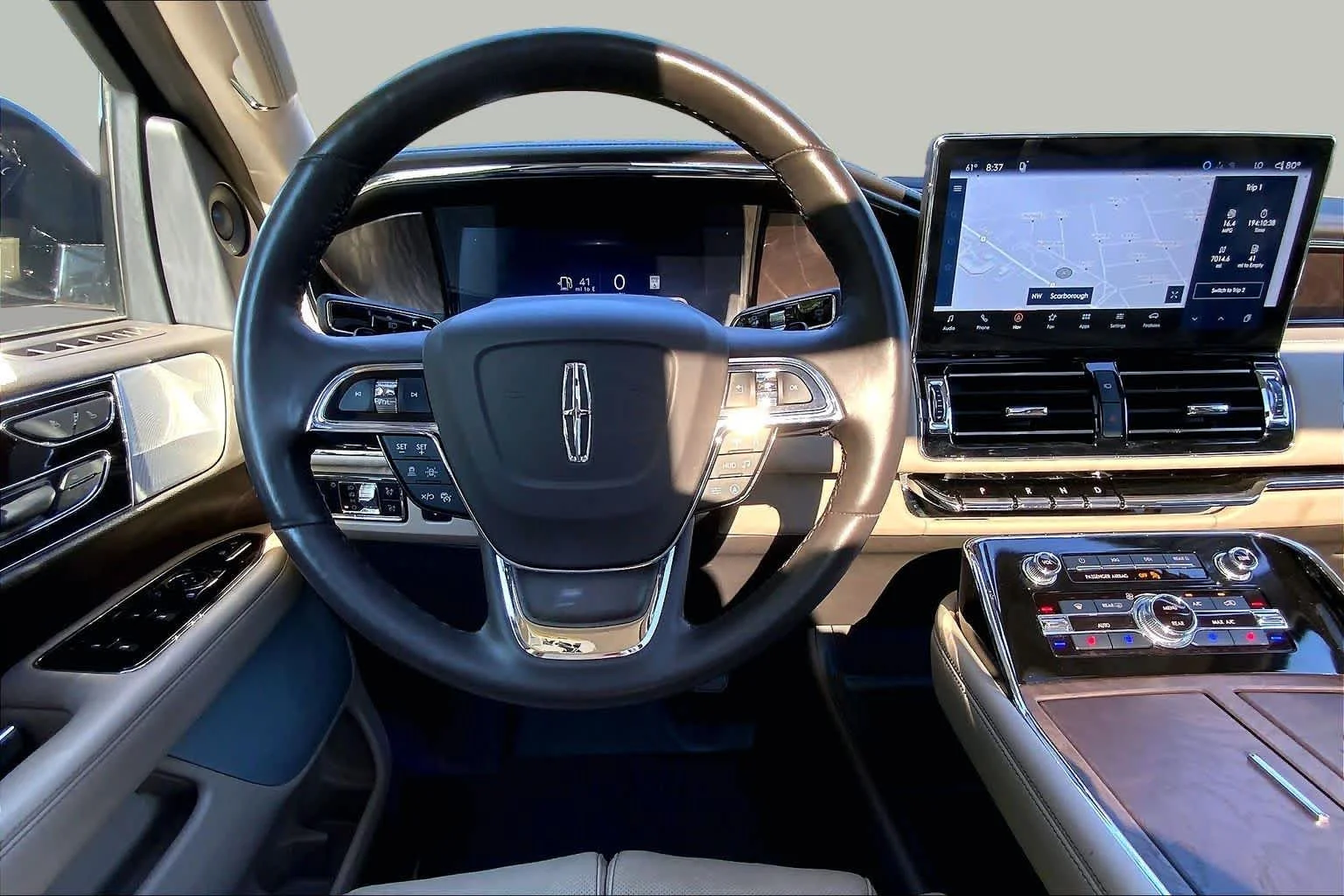 Pre-Owned 2024 Lincoln Navigator Reserve
