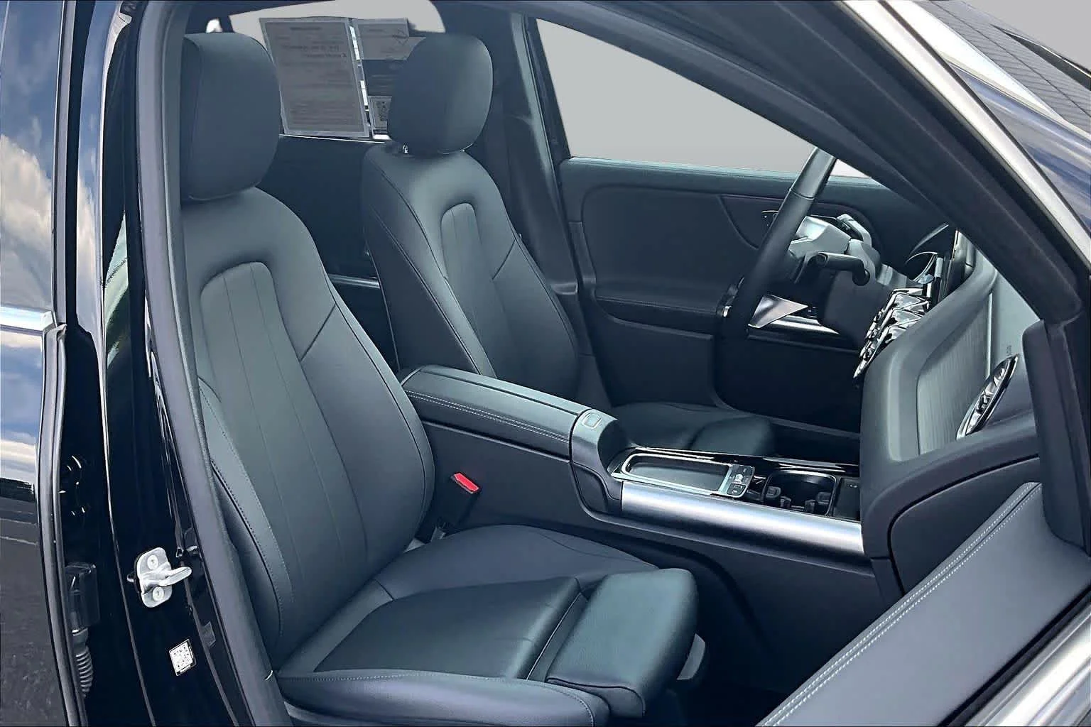 New 2026 Night Black Mercedes-Benz GLA 250 image 8