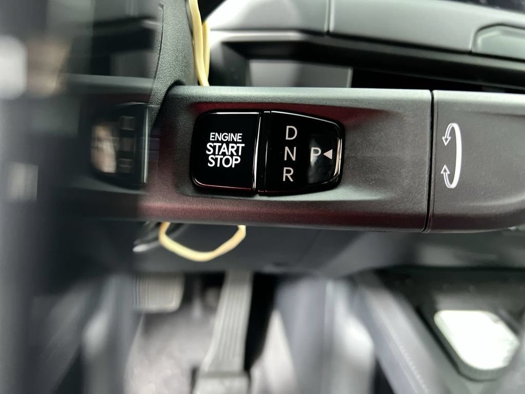 New 2027 Glacial White Pearl Kia X-Line SX image 21