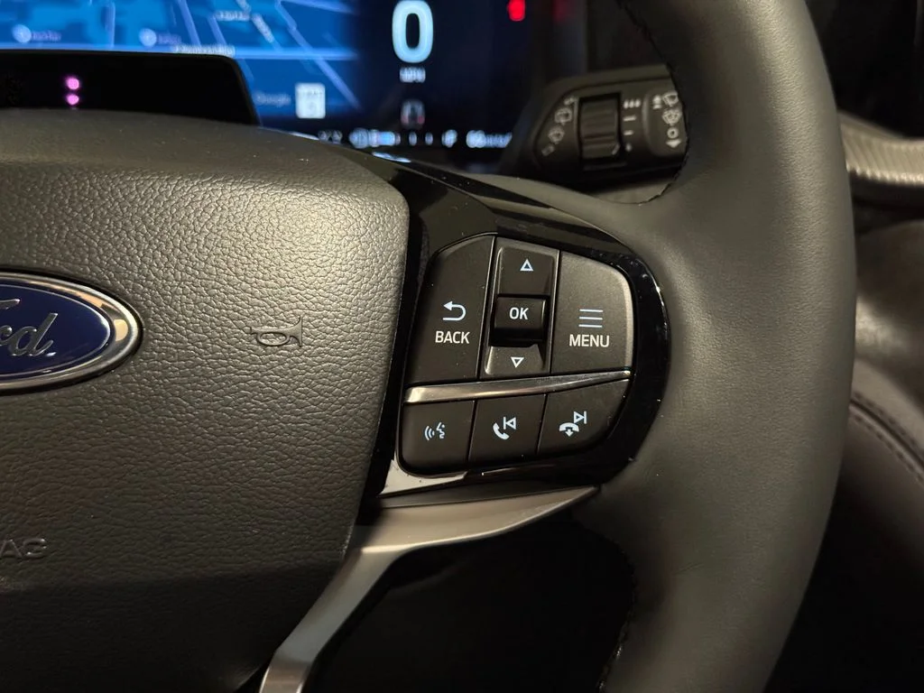 New 2026 Gray Ford Platinum image 40