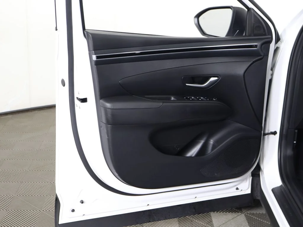 Used 2024 White Pearl Hyundai SEL image 23
