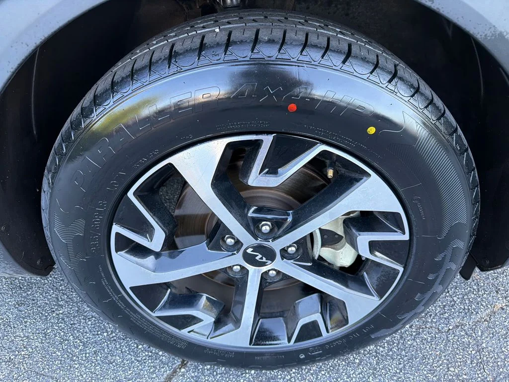 Used 2025 Black Kia EX image 12