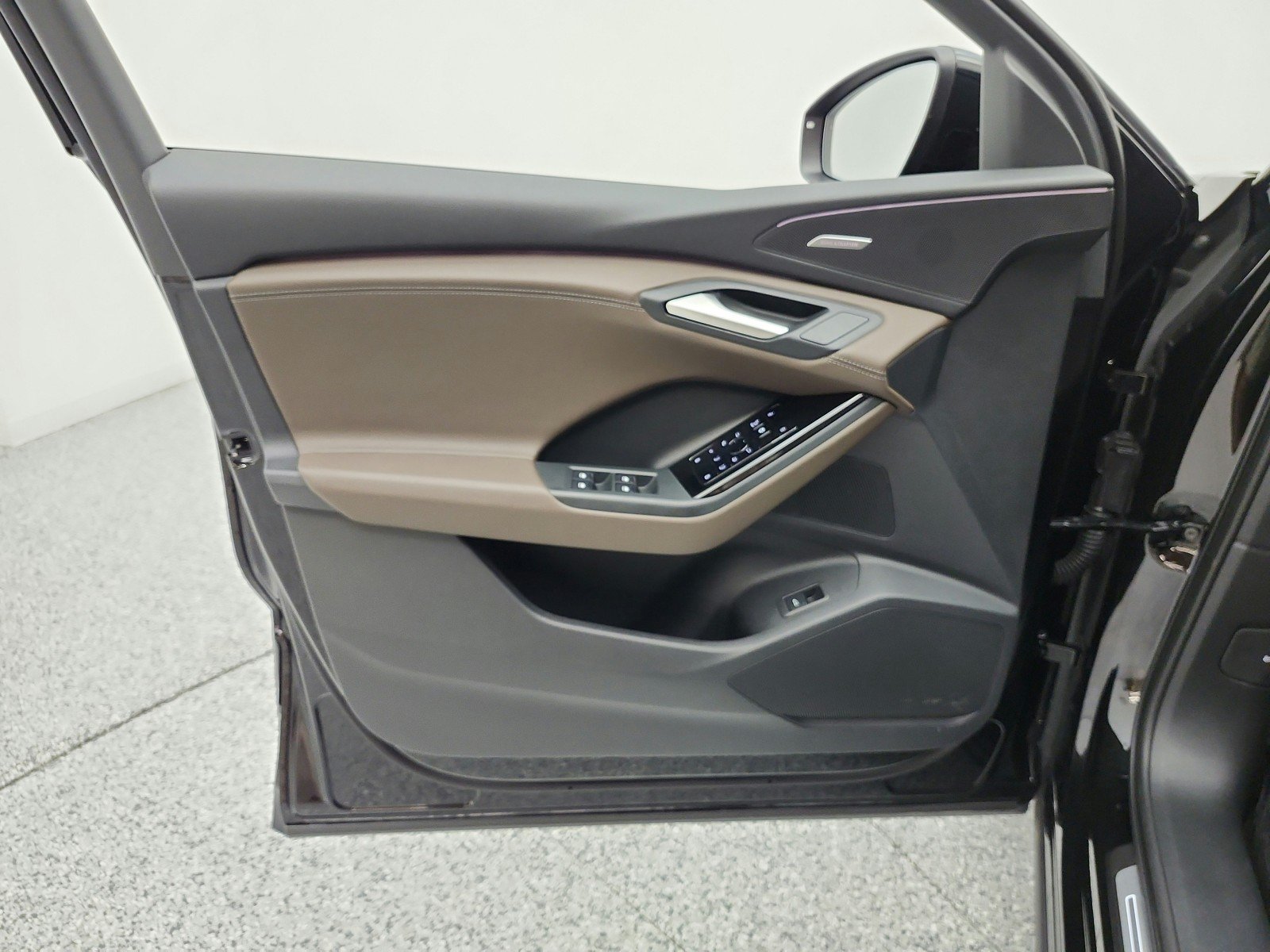 Used 2025 Mythos Black Metallic Audi Premium Plus image 12