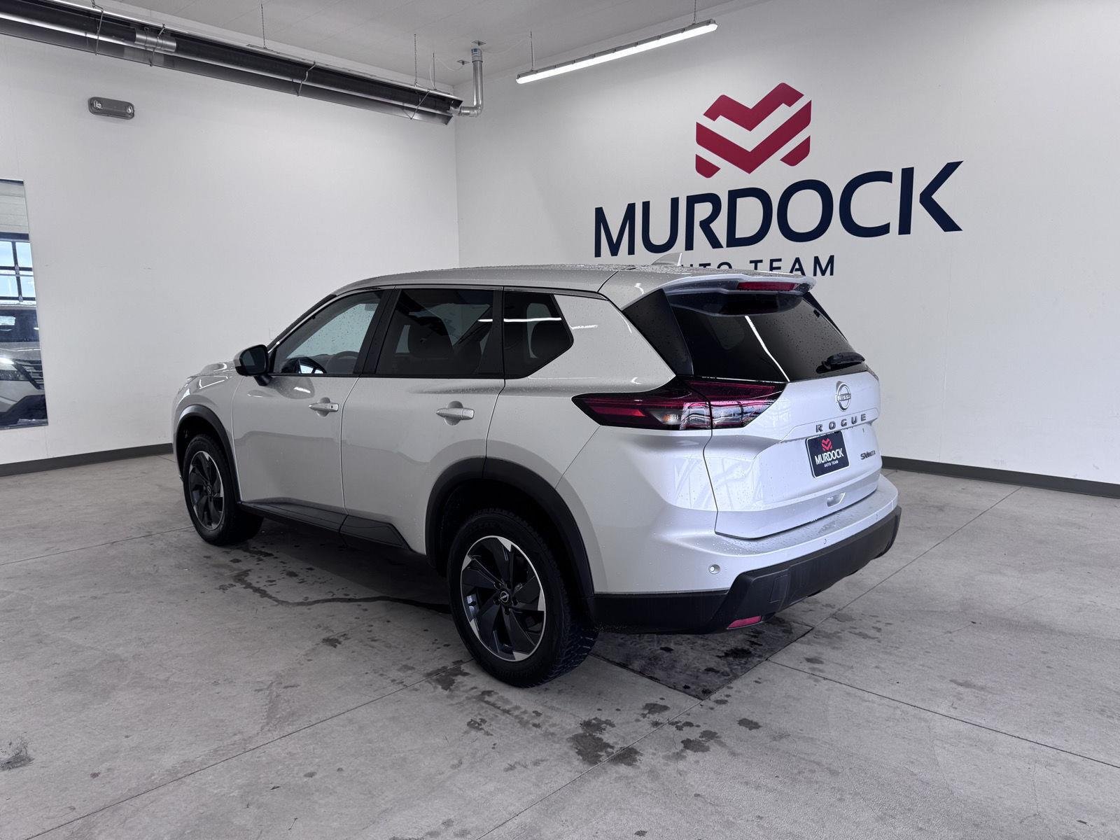 2024 Nissan Rogue SV - Photo 9