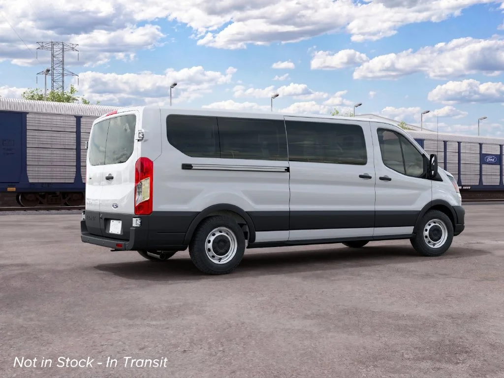New 2027 Oxford White Ford XL image 7