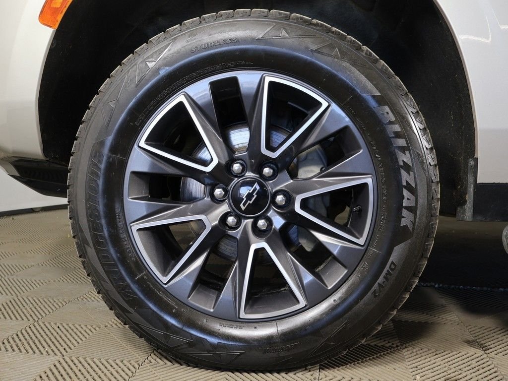 2023 Chevrolet Suburban Z71 - Photo 22