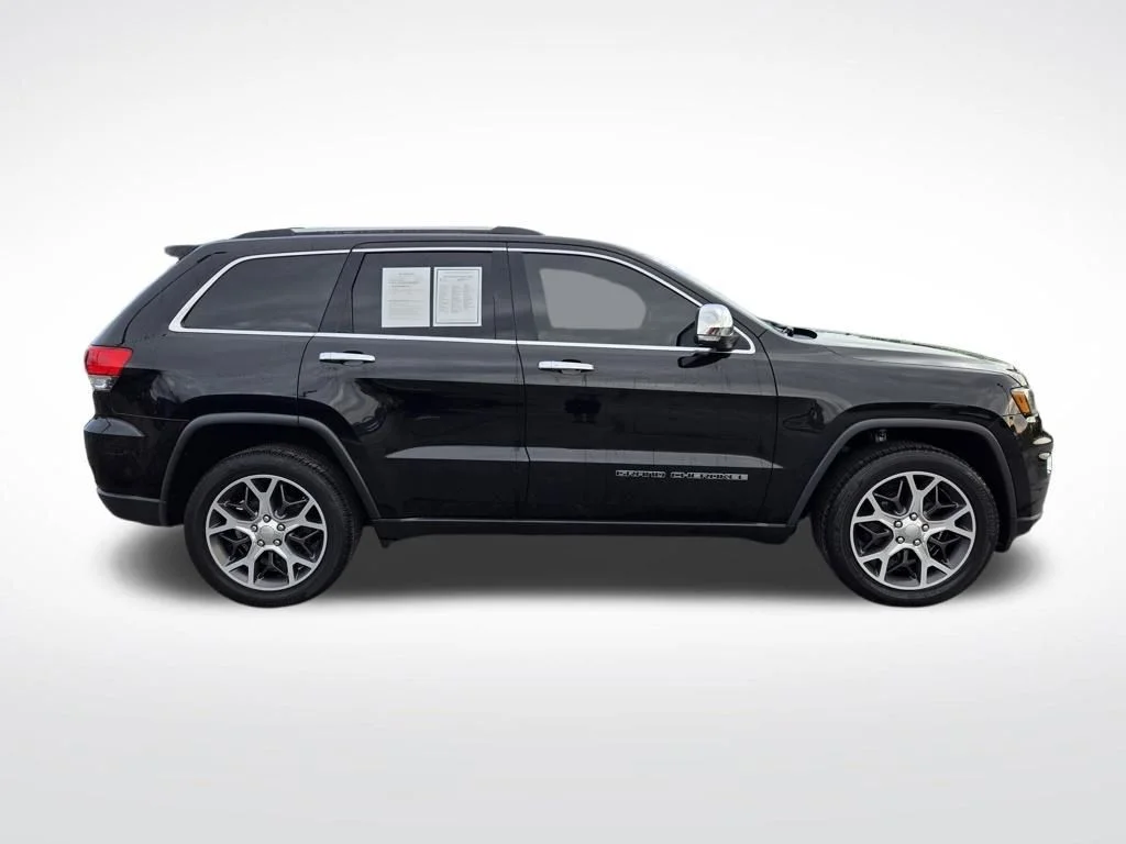 Used 2019 Black Jeep Limited image 2