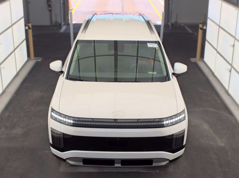 Used 2026 White Hyundai SEL image 10