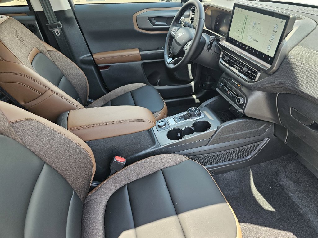 New 2026 Space White Metallic Ford Outer Banks® image 12