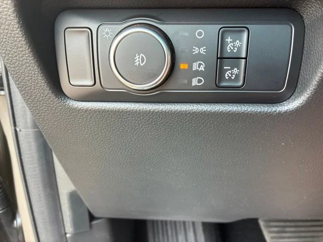 New 2026 Marsh Gray Ford Lariat® image 28