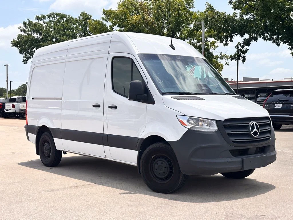 2025 Mercedes-Benz Sprinter 2500 144 WB's photo