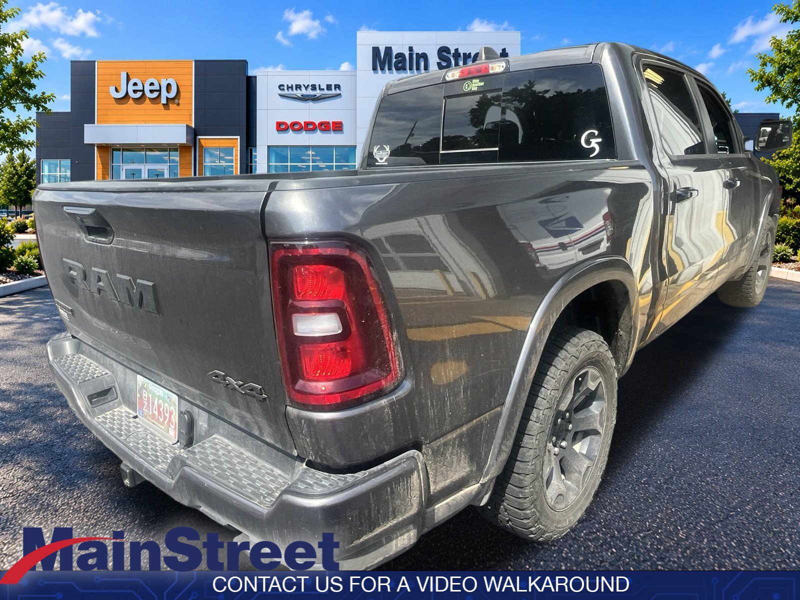 Used 2025 Granite Crystal Metallic Clearcoat Ram Big Horn image 11