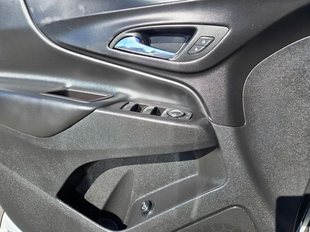 Used 2018 Silver Chevrolet LT image 17