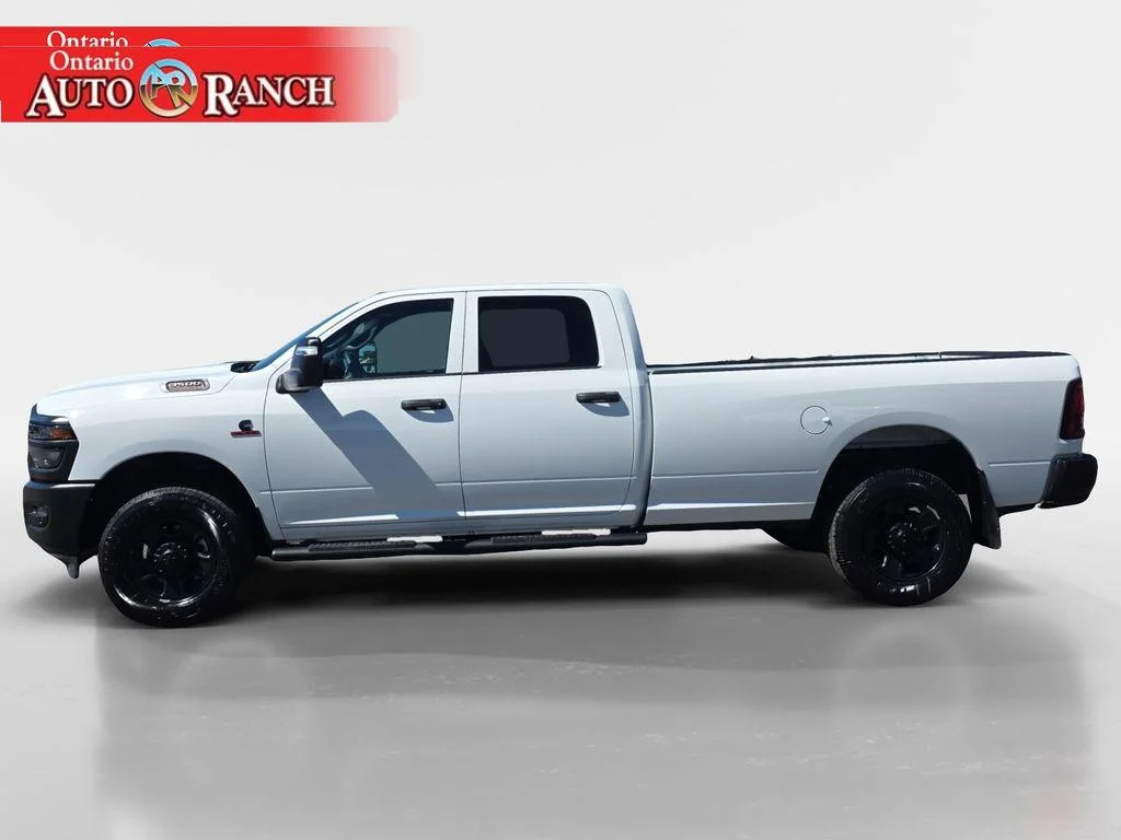 New 2026 Bright White Clear-Coat Exterior Paint RAM Tradesman image 2