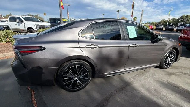 Used 2023 Predawn Gray Mica Toyota SE image 3